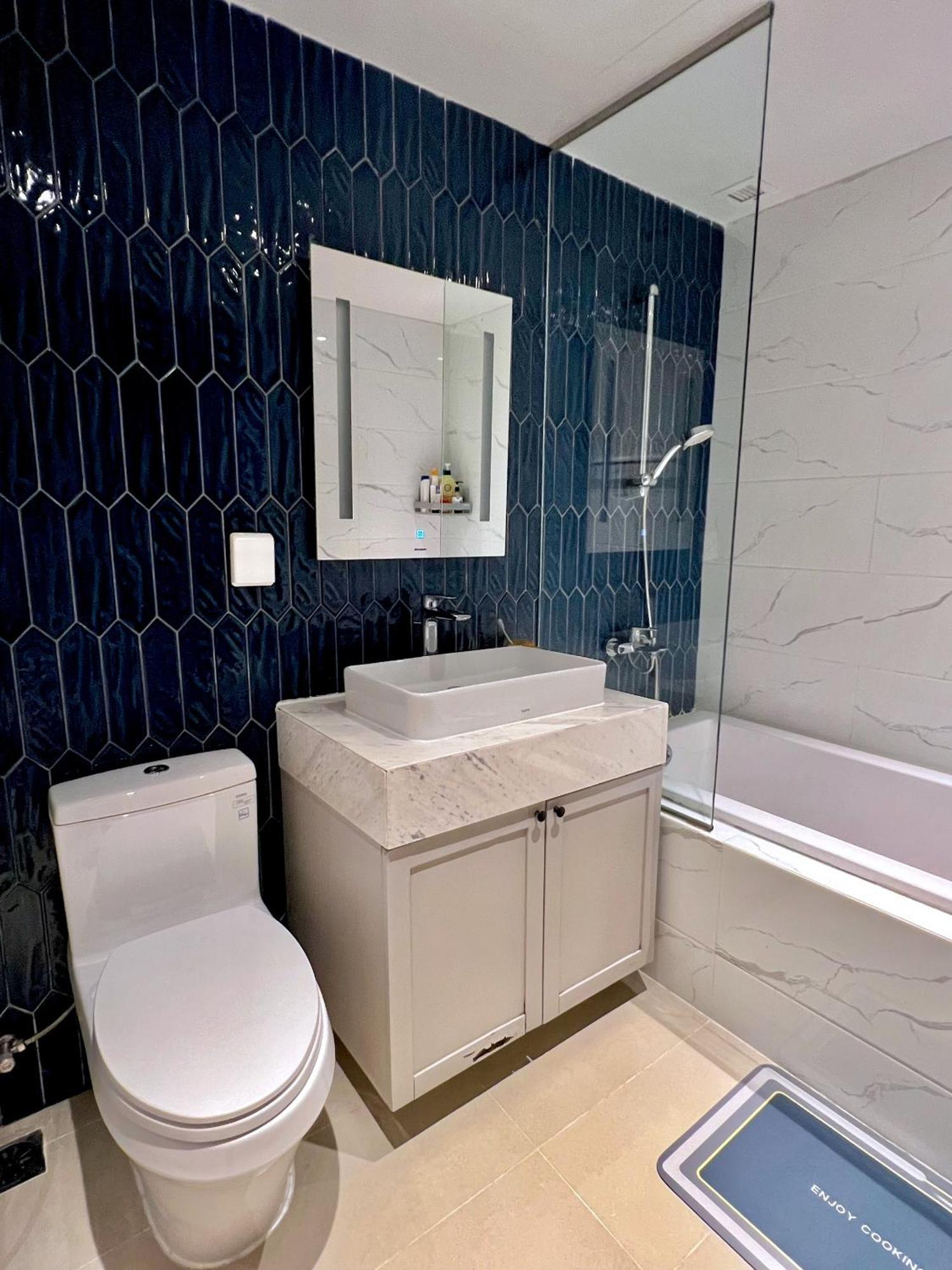Blue Harbour - Saigon Royal Fully - Furnished Apt In Dist 4, 2 Bedrooms Cidade de Ho Chi Minh