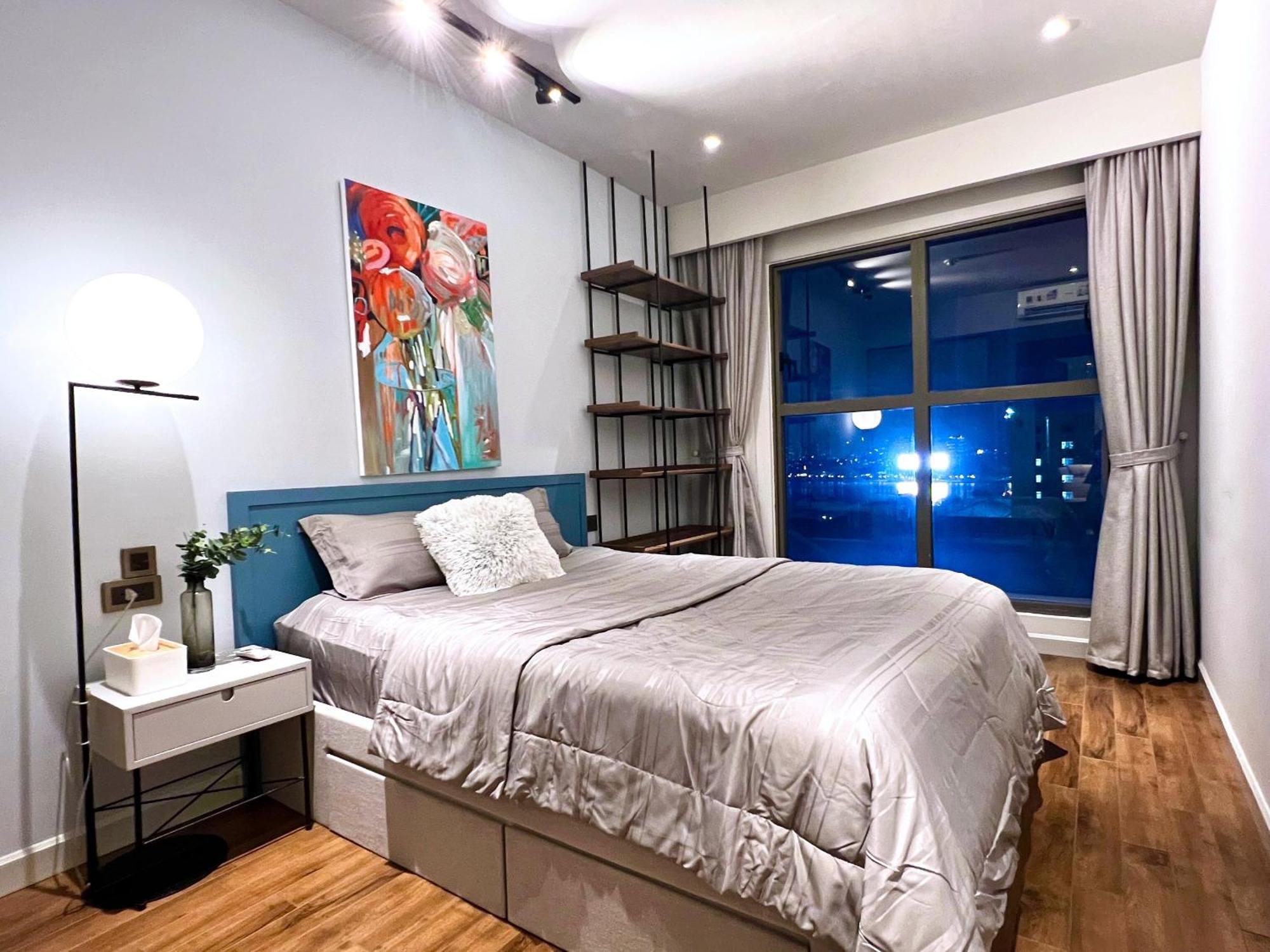 Apartamento Blue Harbour - Saigon Royal Fully - Furnished Apt In Dist 4, 2 Bedrooms *
